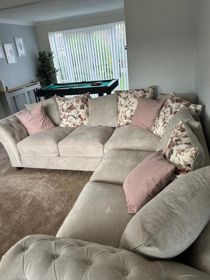 4-Bedroom Home Near Ema, Sleeps 6 达宁顿堡 外观 照片